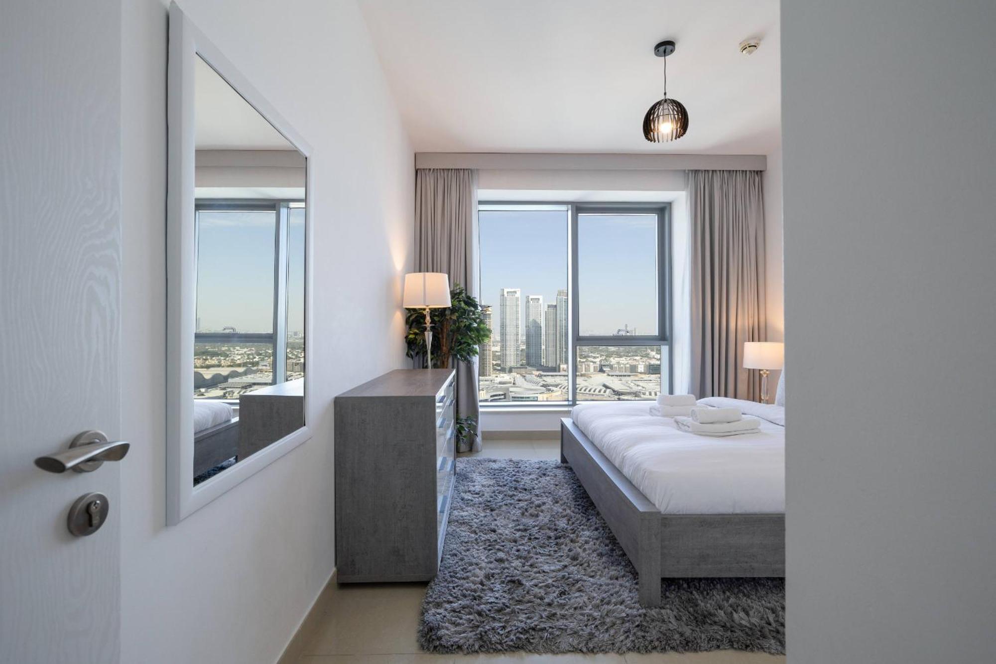 Signature Burj Khalifa View Residence Dubai Exterior photo
