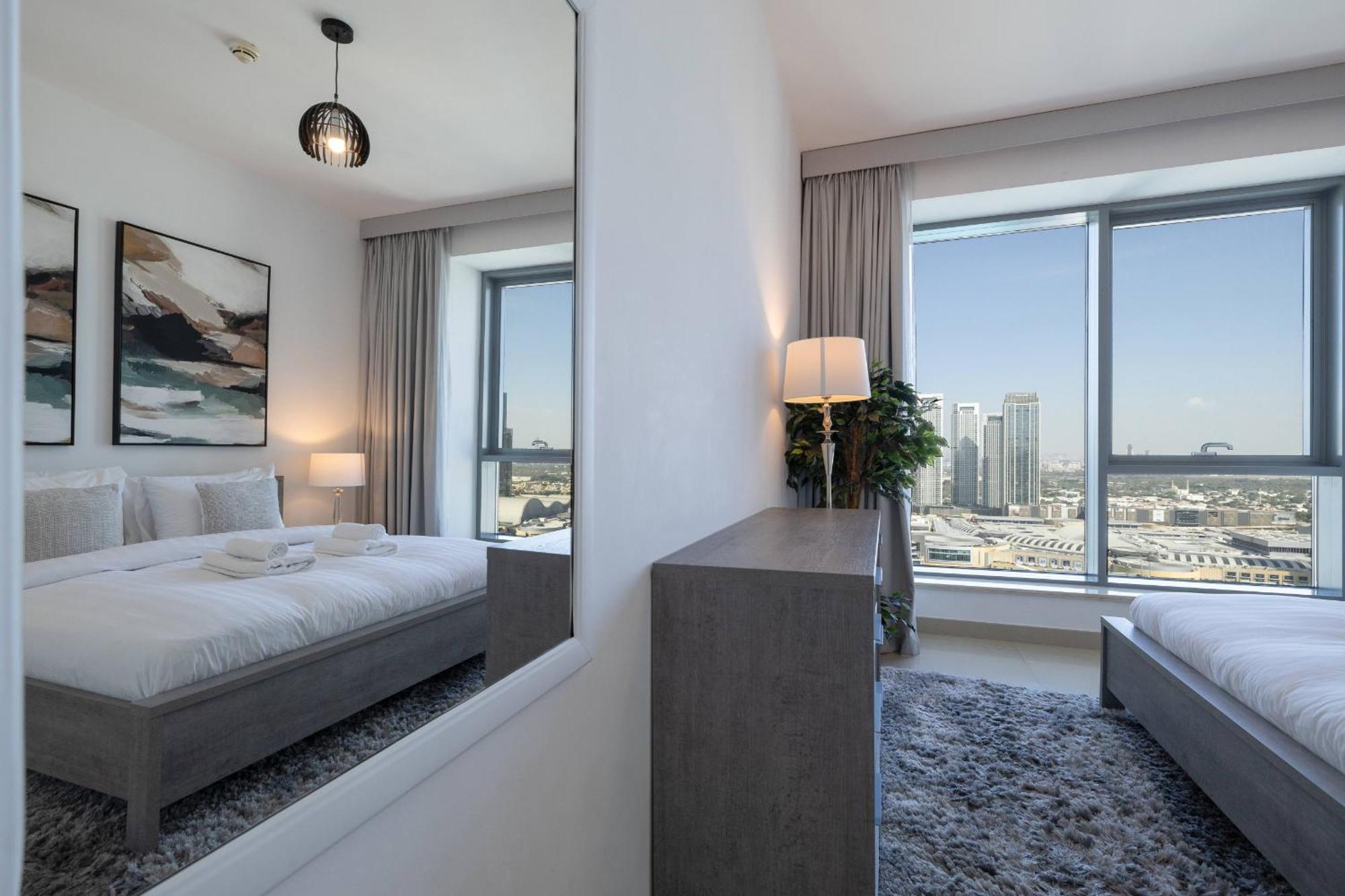 Signature Burj Khalifa View Residence Dubai Exterior photo